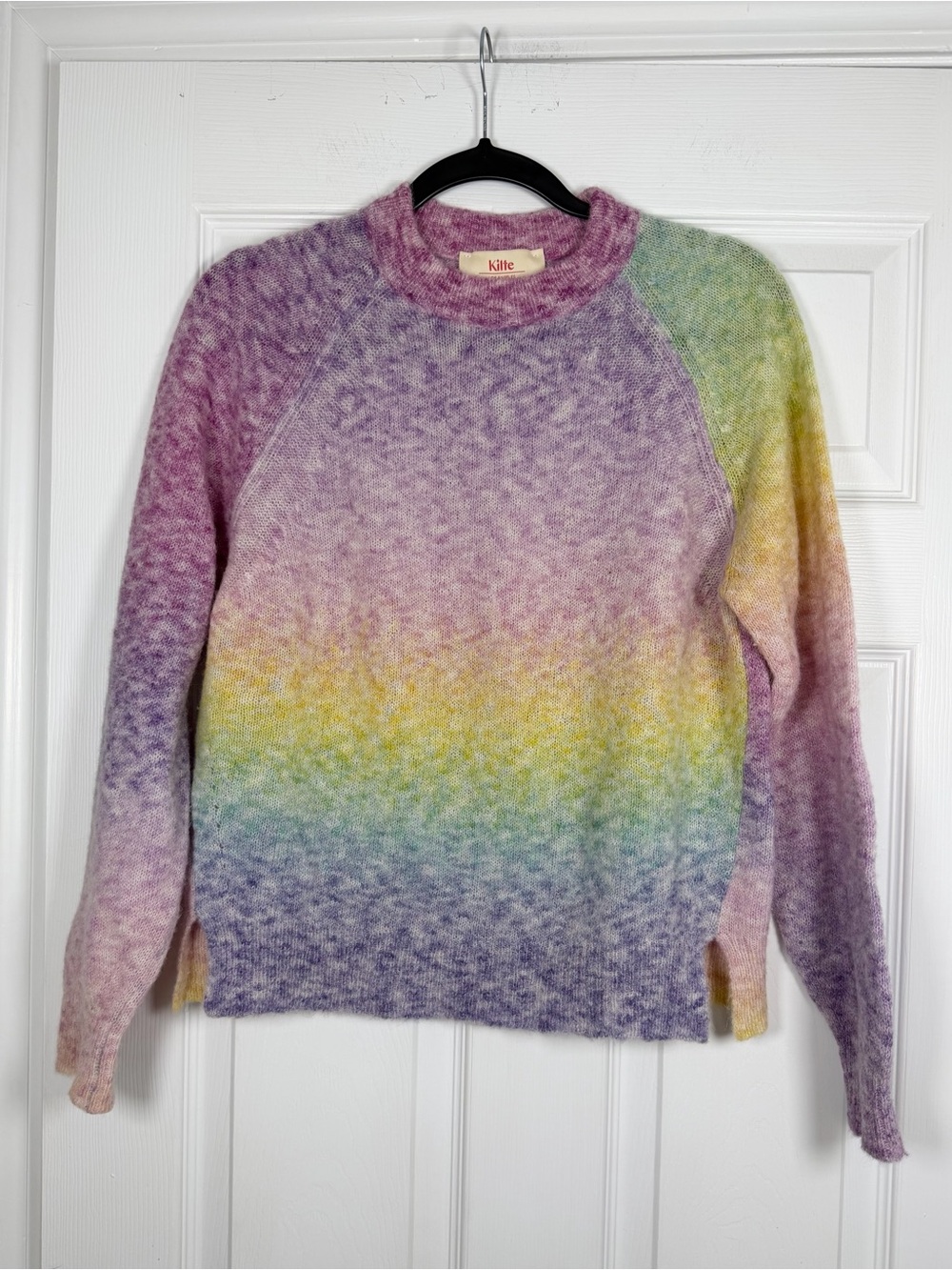Kilte Los Angeles Size 1 • Rainbow Multicolor Alpaca Wool Crew Neck Sweater.